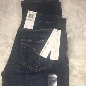 NWT Calvin Klein Skinny Jeans 0/25